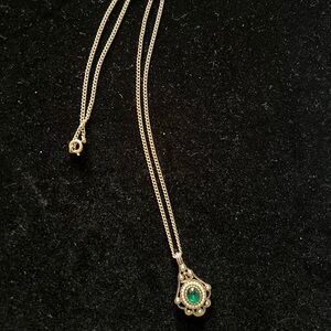 Vintage Avon Victorian Versailles Pendant Necklace